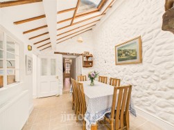 Upper St. Mary Street, Newport, SA42