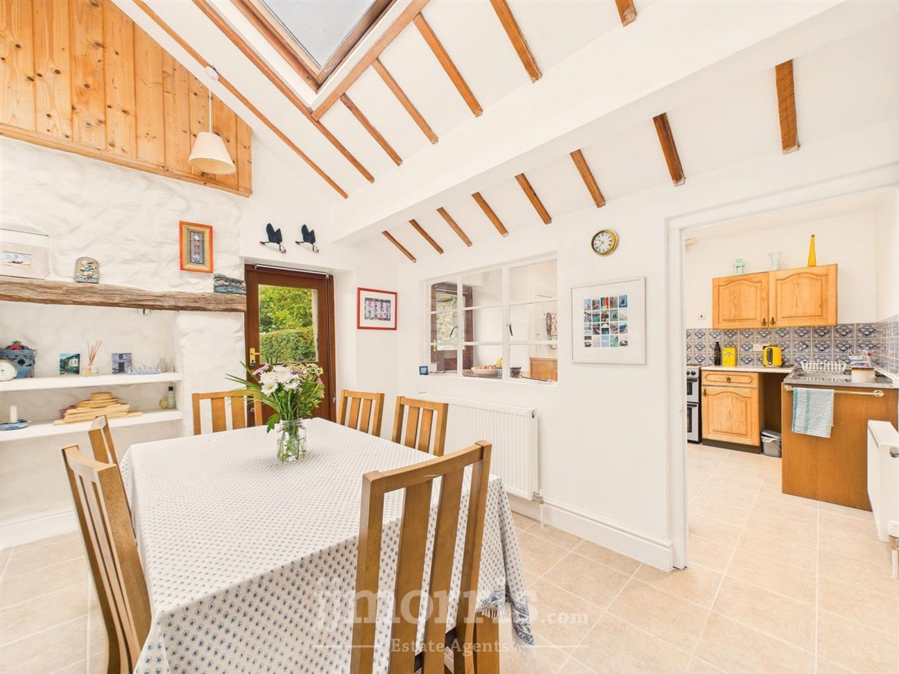 Upper St. Mary Street, Newport, SA42