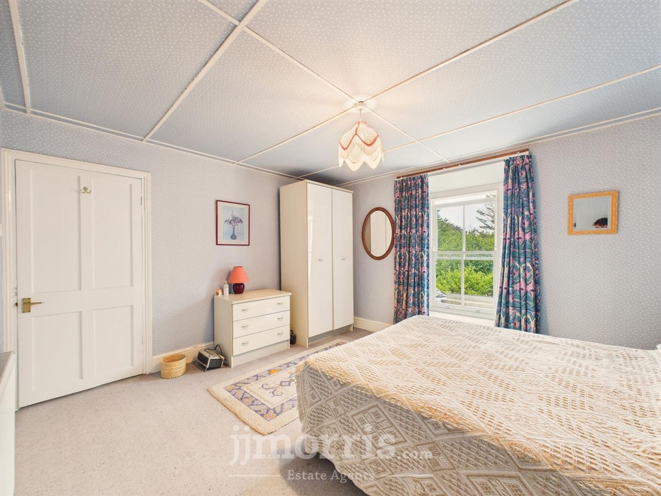 Upper St. Mary Street, Newport, SA42