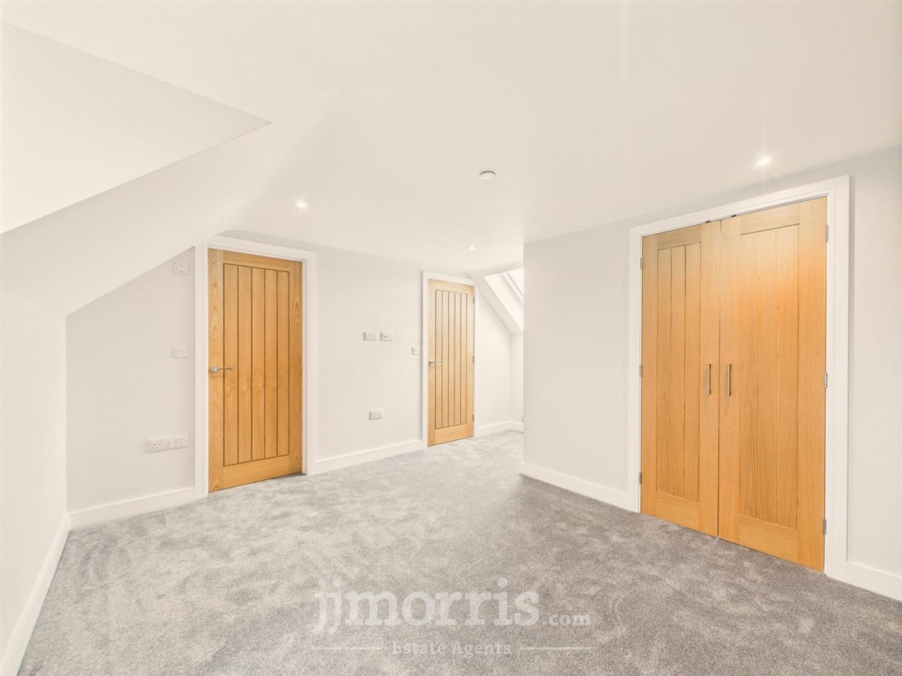 Bryn Y Mor Lane, Fishguard, SA65