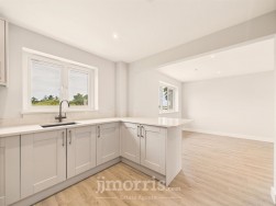 Bryn Y Mor Lane, Fishguard, SA65