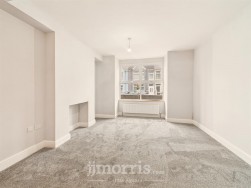 Shakespeare Avenue, Milford Haven, SA73