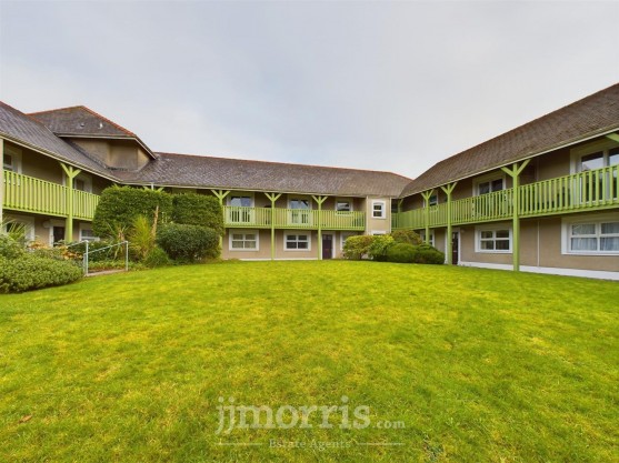 Spring Gardens, Cawdor Court Spring Gardens, SA67