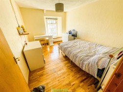 Castle Street, Cardigan, SA43