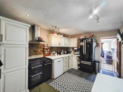 High Street, Fishguard, SA65