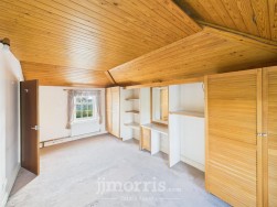 1 Honeyborough Green, Neyland, SA73