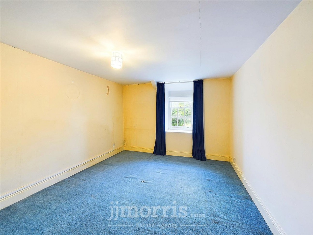 1 Honeyborough Green, Neyland, SA73