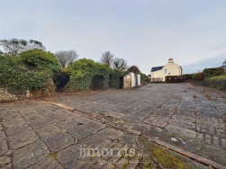 1 Honeyborough Green, Neyland, SA73