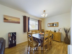 Dolwerdd Estate, Penparc, SA43