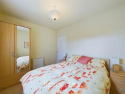 Dolwerdd Estate, Penparc, SA43