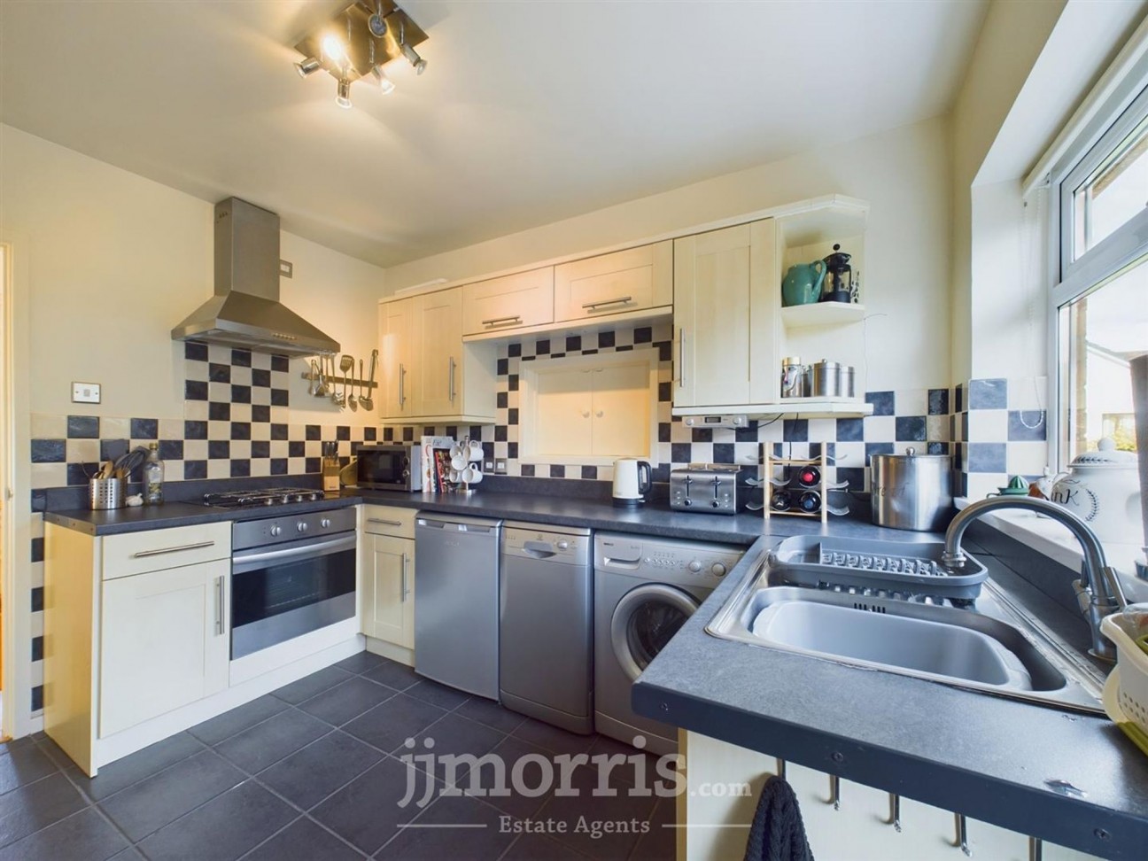 Dolwerdd Estate, Penparc, SA43