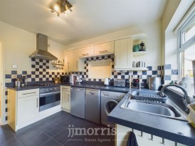 Dolwerdd Estate, Penparc, SA43