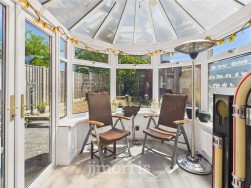 Tudor Gardens, Merlins Bridge, SA61