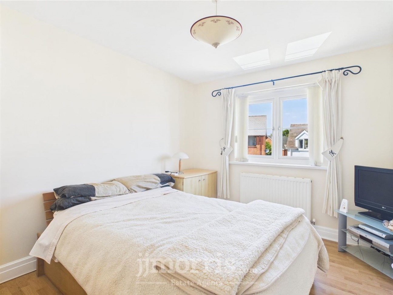 Tudor Gardens, Merlins Bridge, SA61