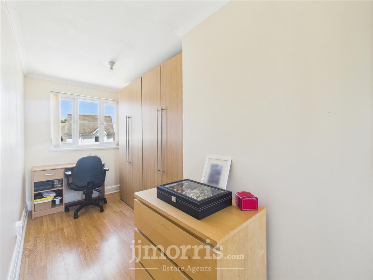 Tudor Gardens, Merlins Bridge, SA61