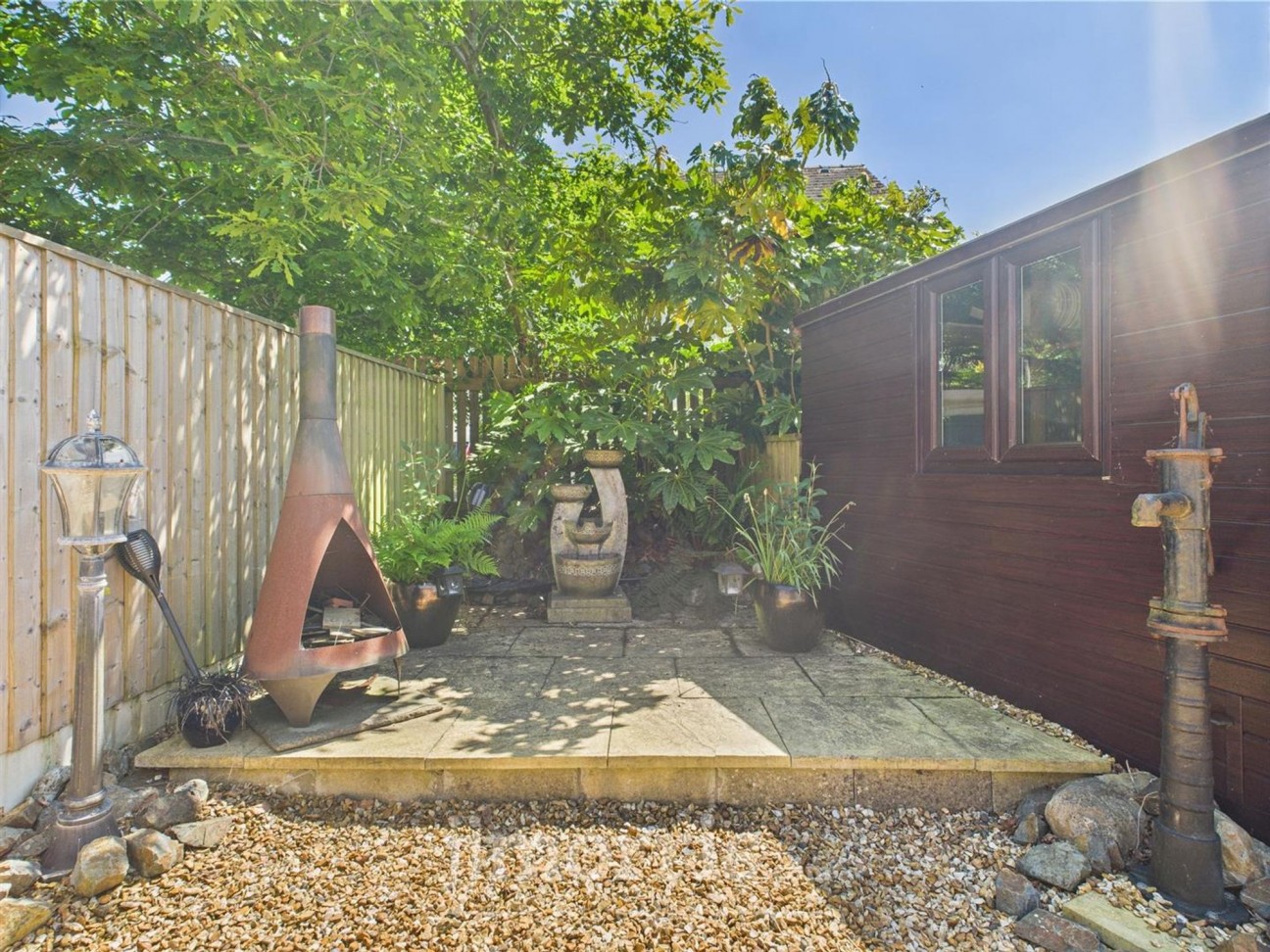 Tudor Gardens, Merlins Bridge, SA61