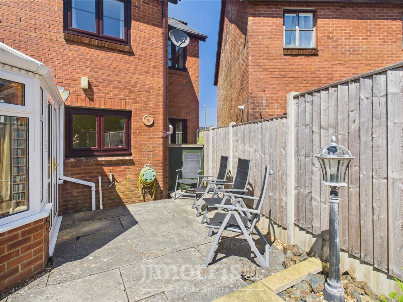 Tudor Gardens, Merlins Bridge, SA61