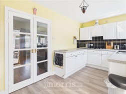 Tudor Gardens, Merlins Bridge, SA61