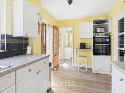 Tudor Gardens, Merlins Bridge, SA61