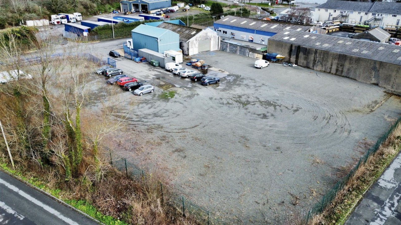 Wern Road, Goodwick, SA64