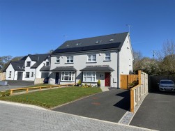 Knights Court, Templeton, SA67