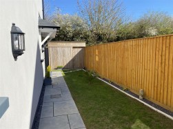 Knights Court, Templeton, SA67