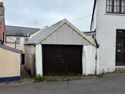 Parc-Y-Shwt Lane, Fishguard, SA65