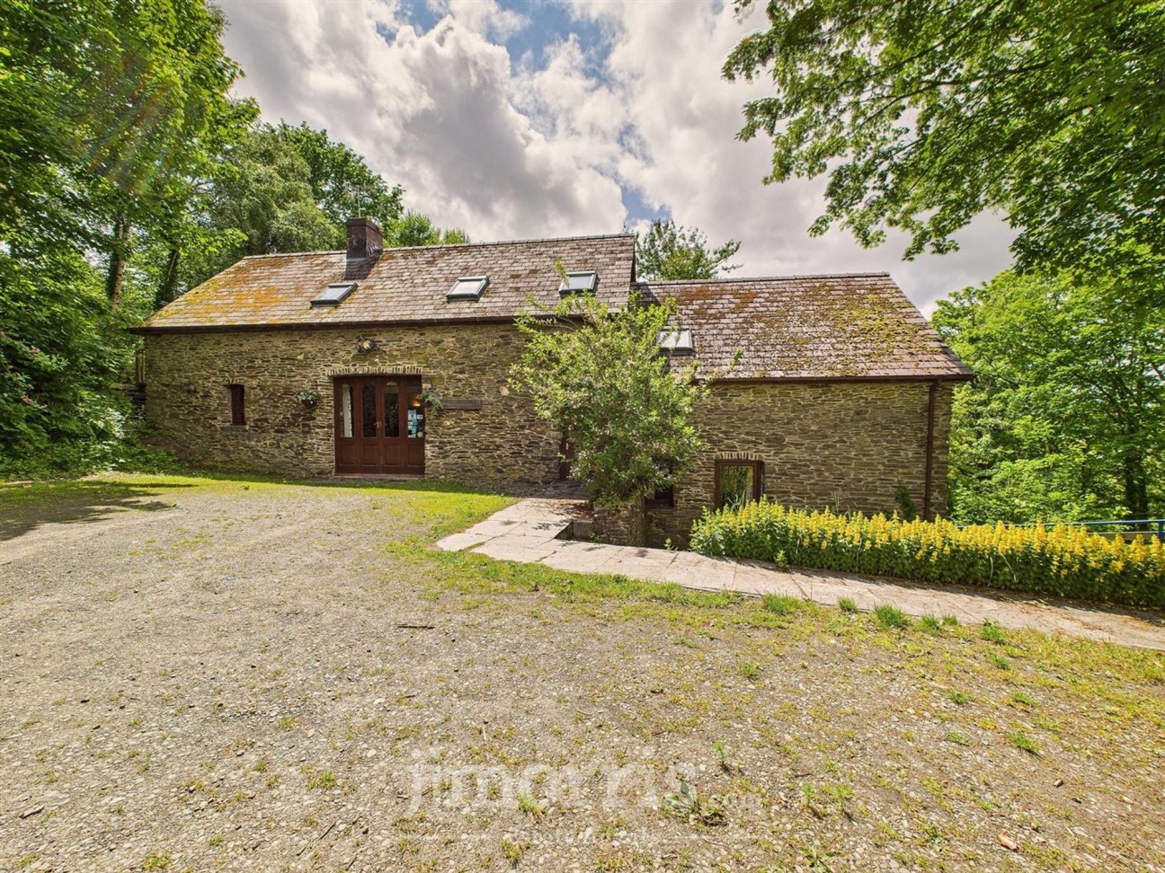 Velindre, Llandysul, SA44