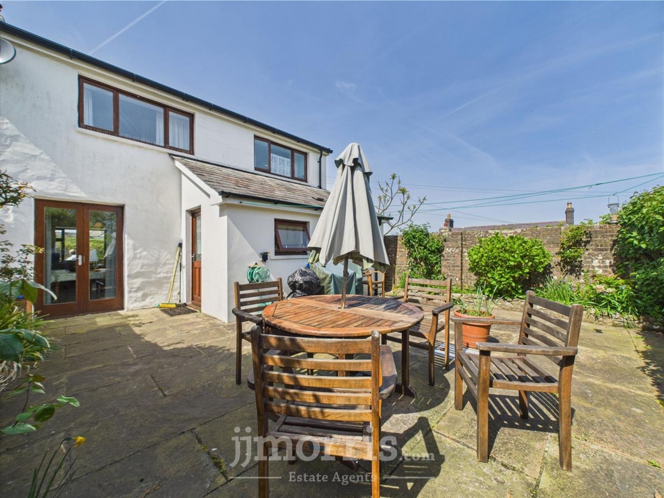 Feidr Brenin, Newport, SA42