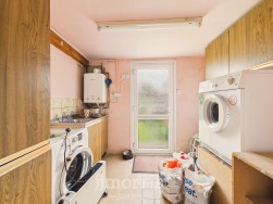 Aberystwyth Road, Cardigan, SA43