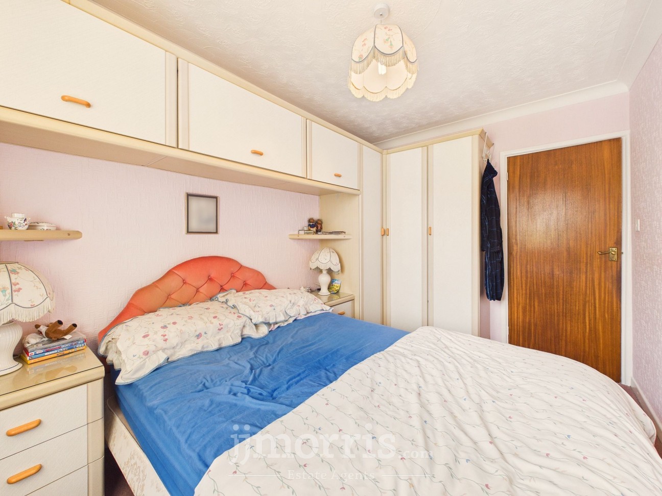 Aberystwyth Road, Cardigan, SA43