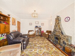Aberystwyth Road, Cardigan, SA43