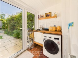 Wallis Street, Fishguard, SA65