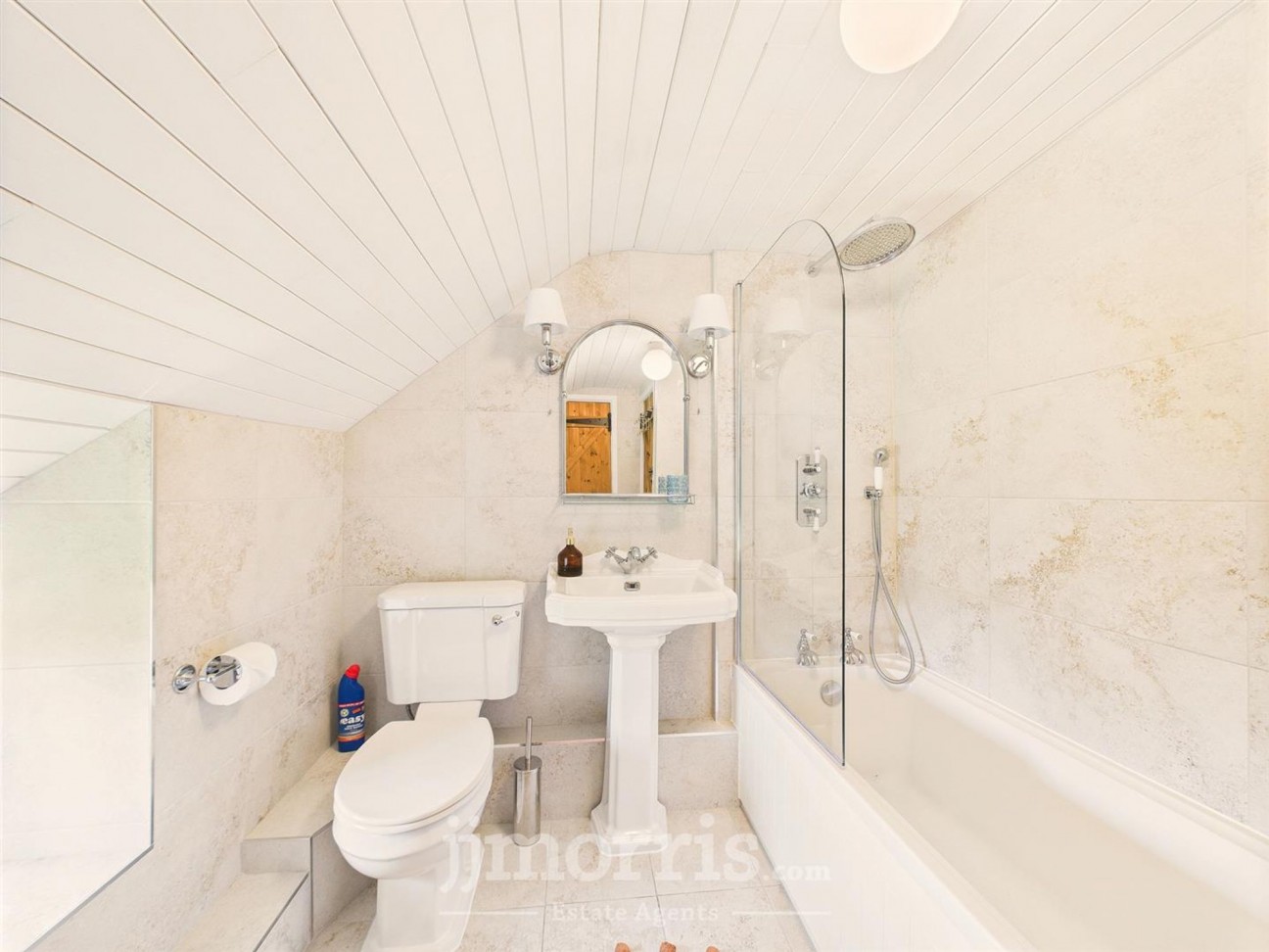 Wallis Street, Fishguard, SA65