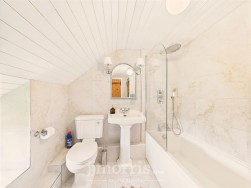 Wallis Street, Fishguard, SA65