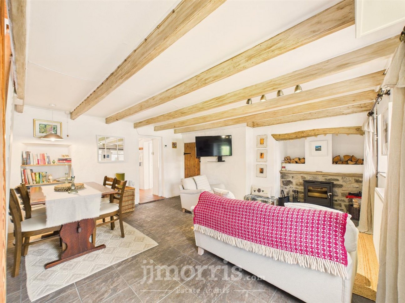 Wallis Street, Fishguard, SA65