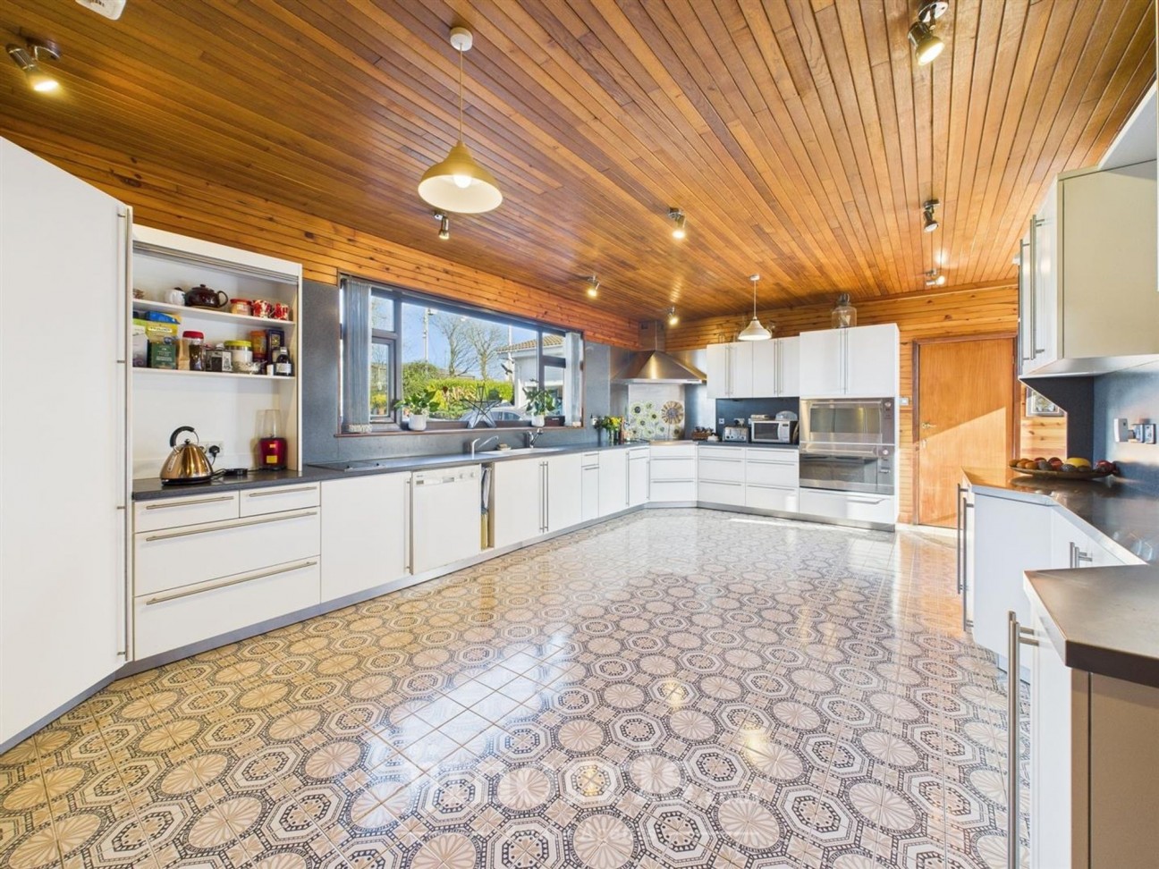 Pembrey, Burry Port, SA16