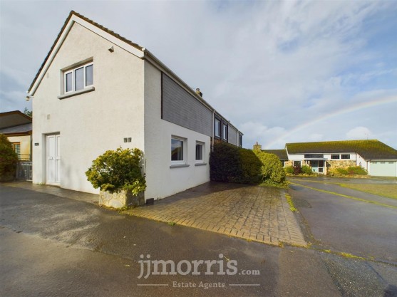 Fishguard Road, Newport, SA42