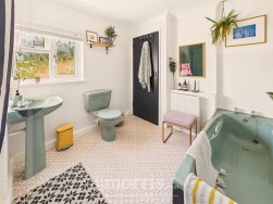 Castle Street, Cardigan, SA43