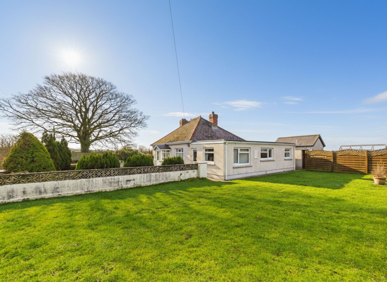 Maenclochog, Clynderwen, SA66