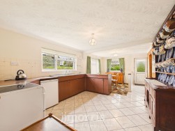 Maenclochog, Clynderwen, SA66