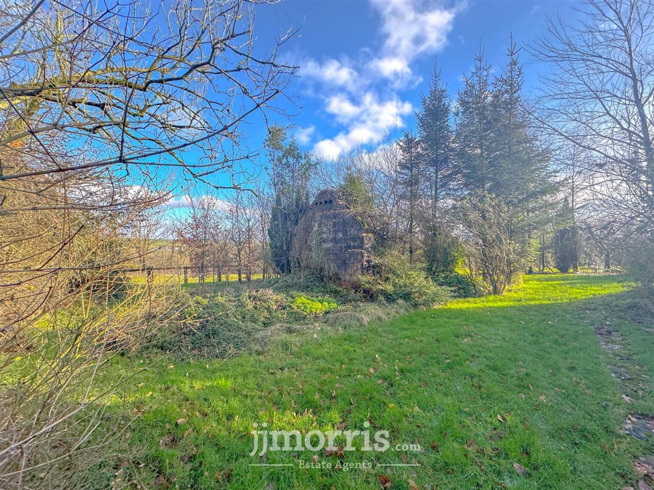 Cwmbach, Whitland, SA34