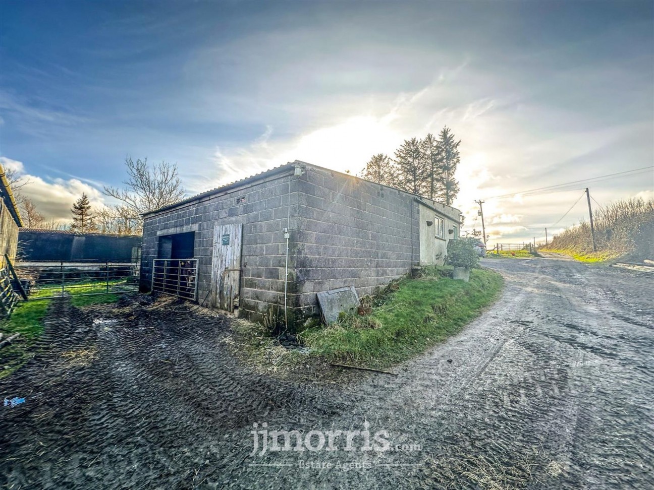 Cwmbach, Whitland, SA34