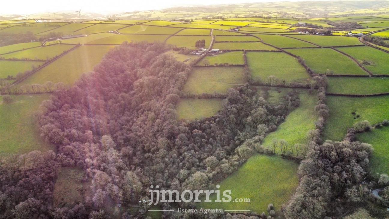 Cwmbach, Whitland, SA34