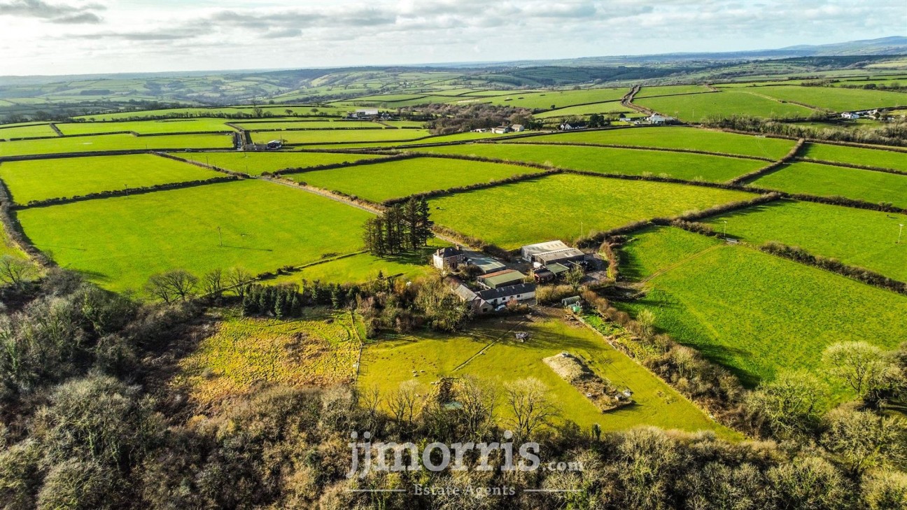 Cwmbach, Whitland, SA34