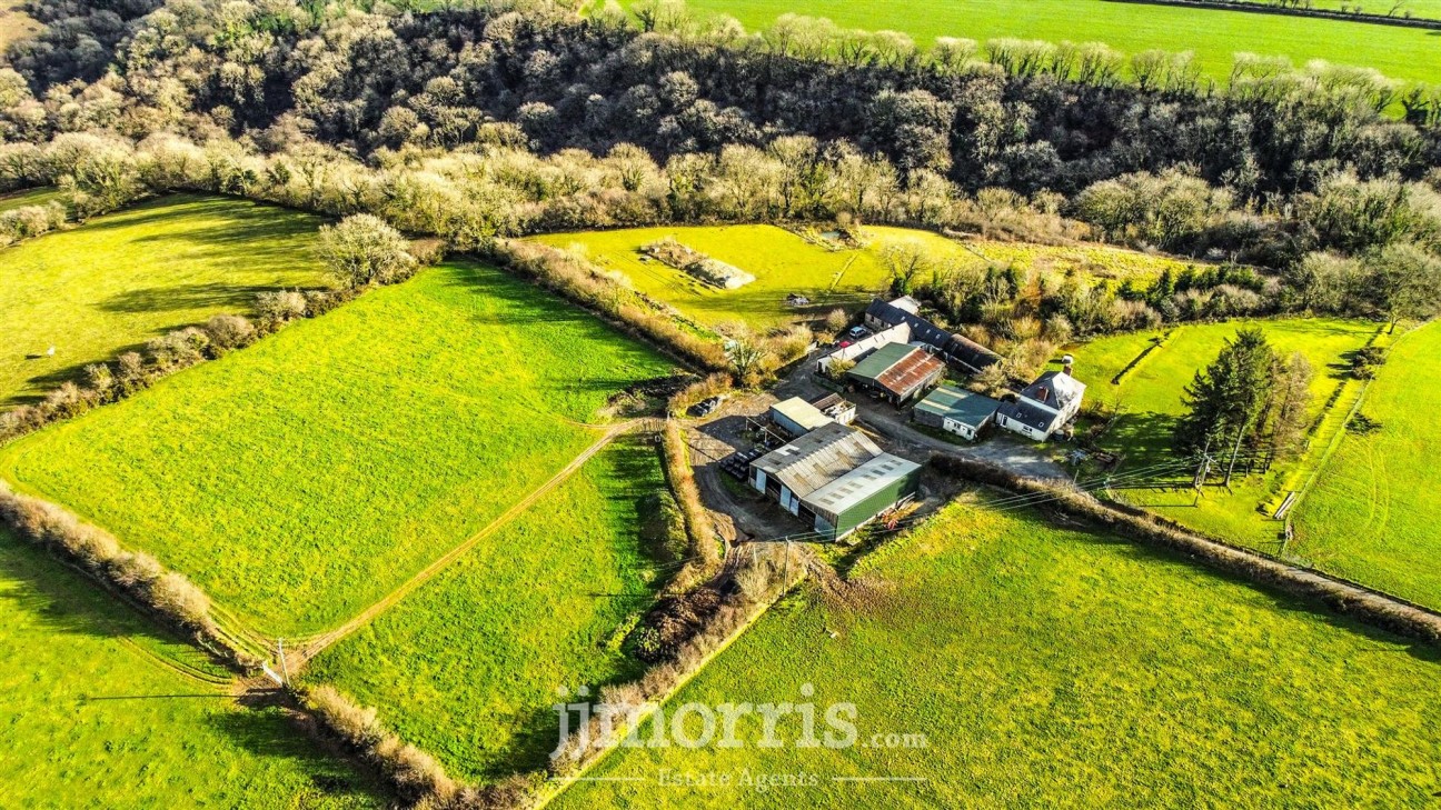 Cwmbach, Whitland, SA34