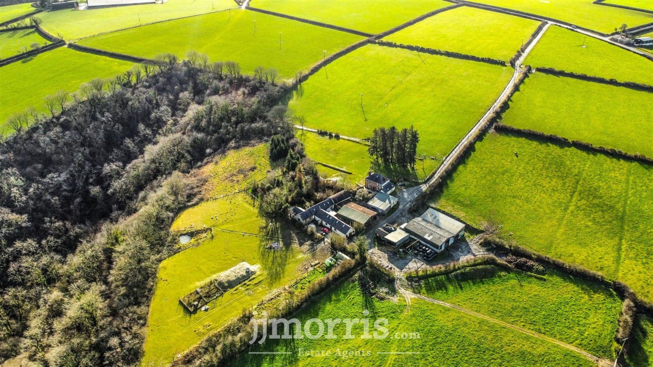 Cwmbach, Whitland, SA34