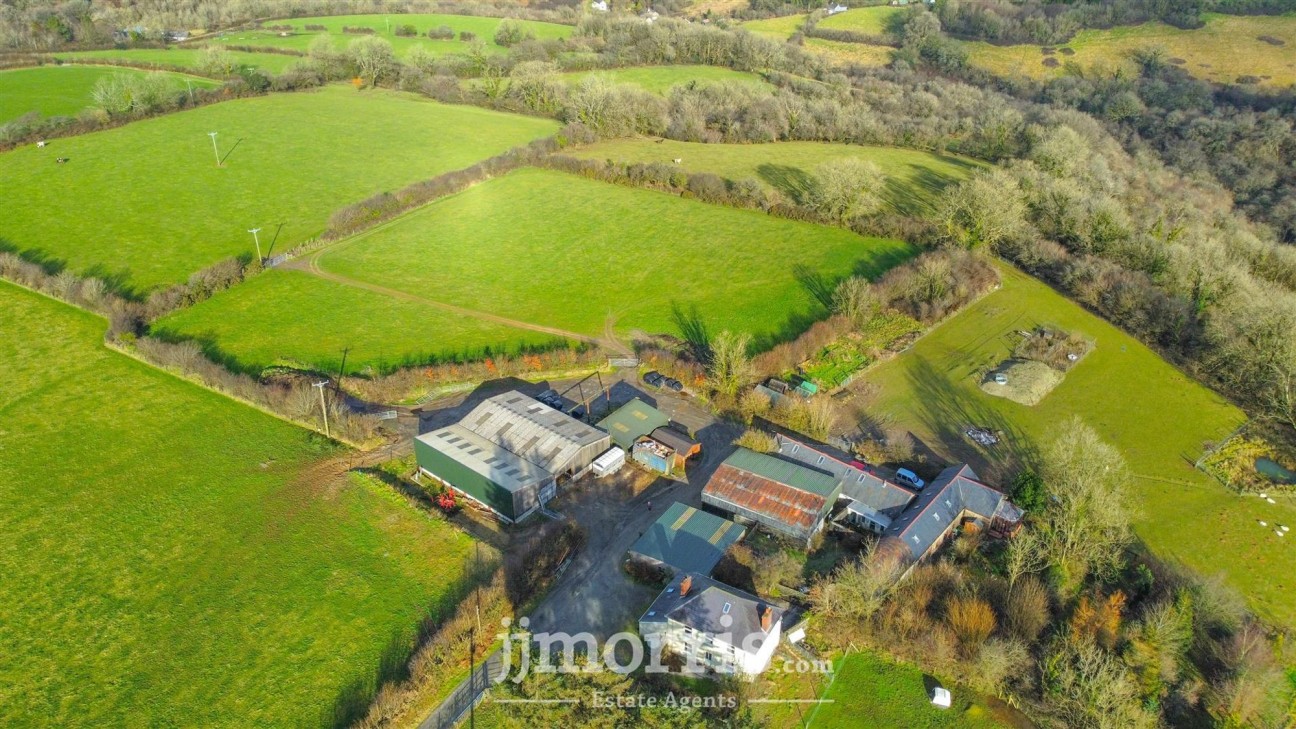 Cwmbach, Whitland, SA34