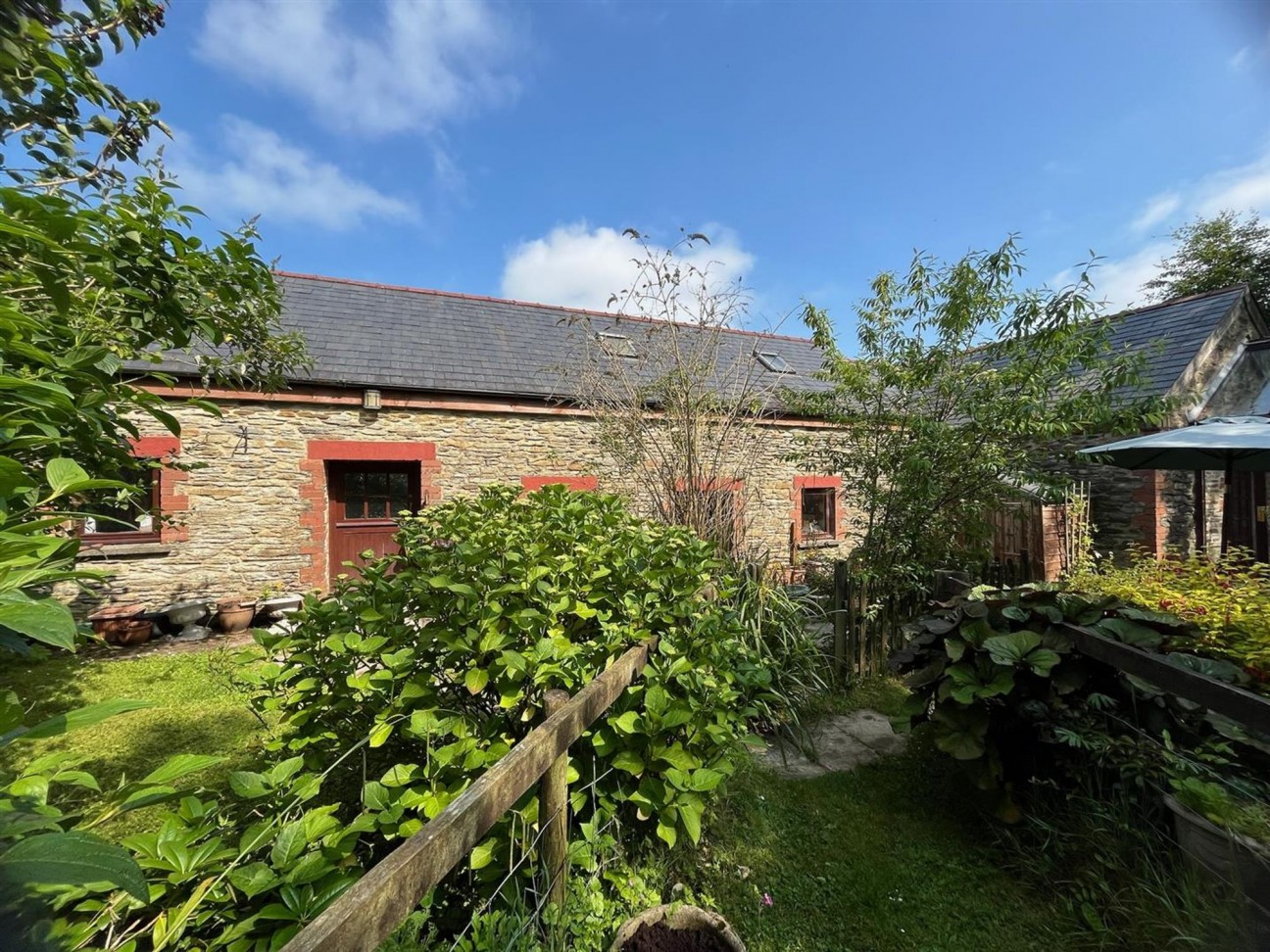 Cwmbach, Whitland, SA34