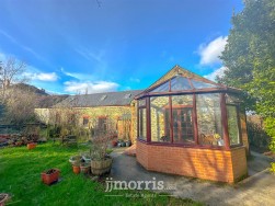 Cwmbach, Whitland, SA34